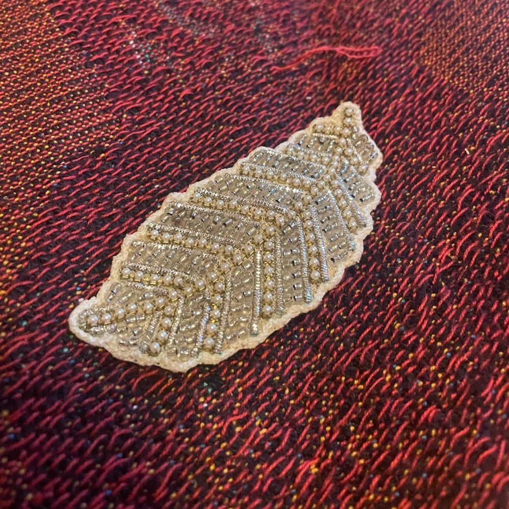 Anthropologie Beaded slide leaf hair clip